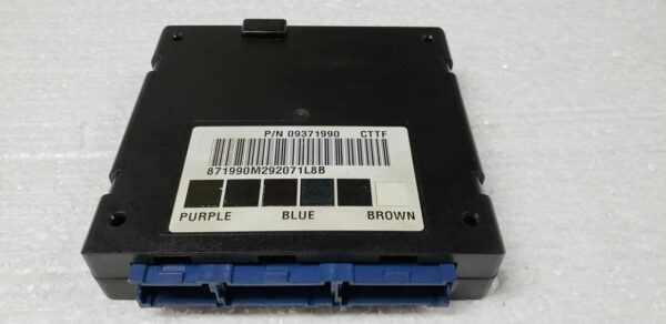 Programmed 2000 Sierra 1500 BCM part 9385236. This Body Control Module for GM trucks solves electrical faults like erratic wipers, locks, and lights.