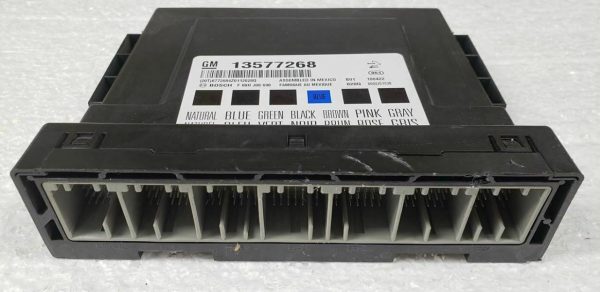 Programmed 2010 Camaro BCM, part number 13578421. This plug-and-play module fixes electrical failures like faulty windows, locks, and no-start issues.